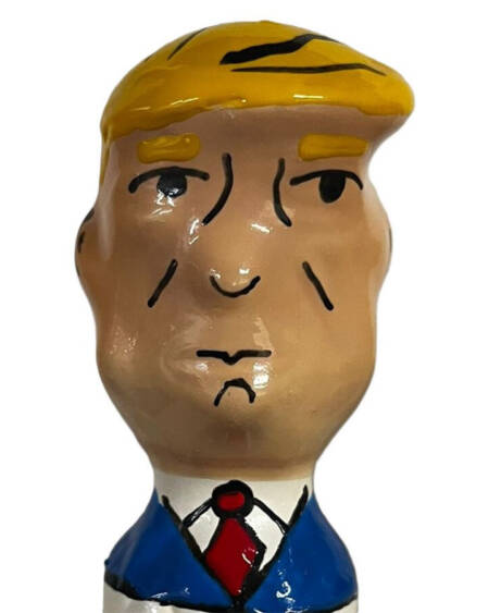 CONDOMERIE - HANDBEMALTE NEUHEITSKONDOME GRUMPY TRUMP XL